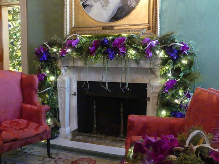 White House Christmas – Gifts From The Heart