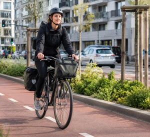 découvrez les clés pour adopter des déplacements urbains plus durables et contribuer à une ville plus agréable, accessible et respectueuse de l’environnement.